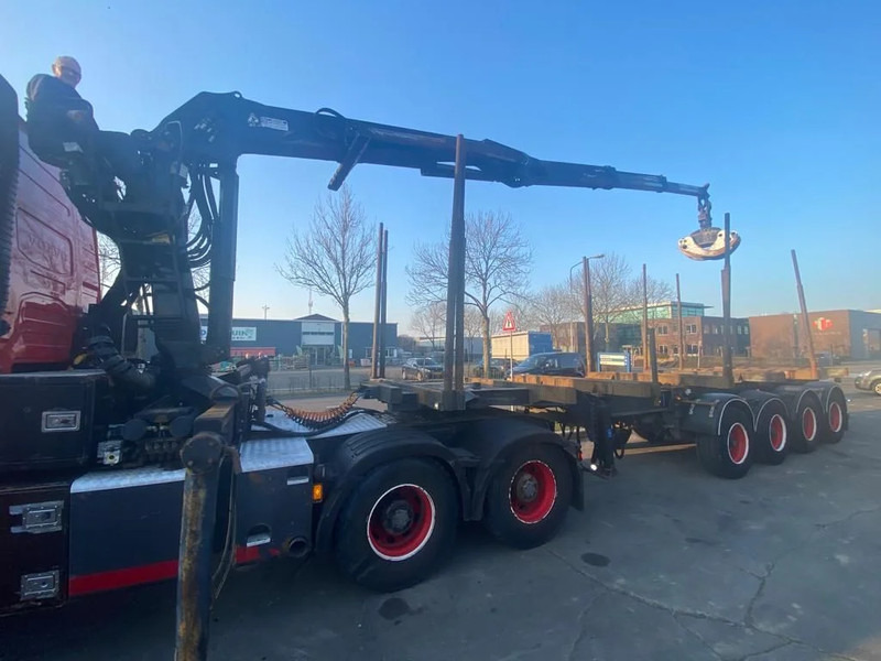 Volvo FH 540 6X4 EURO 6 + EPSILON S260Z96 + TRAILER 4 AXLE DOLL - Camion forestier, Camion cu macara: Foto 3 Volvo FH 540 6X4 EURO 6 + EPSILON S260Z96 + TRAILER 4 AXLE DOLL - Camion forestier, Camion cu macara: Foto 3