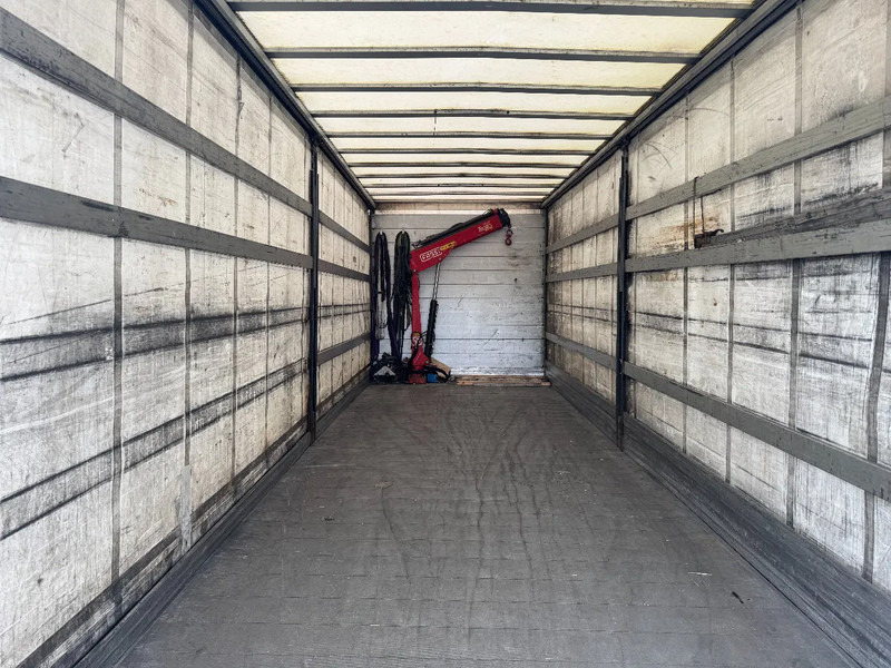 Volvo FL 250 4X2 EURO 6 + FASSI MICRO M25A.12 - Camion cu prelată, Camion cu macara: Foto 5 Volvo FL 250 4X2 EURO 6 + FASSI MICRO M25A.12 - Camion cu prelată, Camion cu macara: Foto 5