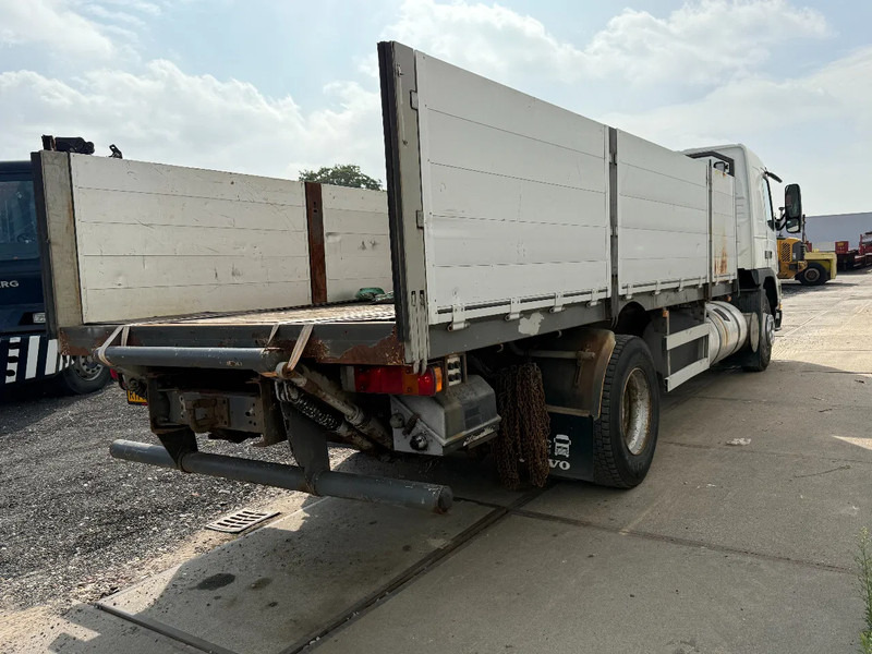 Volvo FM 7.290 4X2 - EURO 2 + MANUAL GEARBOX - Camion platformă: Foto 4 Volvo FM 7.290 4X2 - EURO 2 + MANUAL GEARBOX - Camion platformă: Foto 4