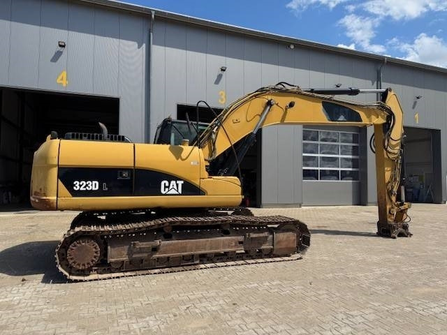 CATERPILLAR 323 DL - Excavator pe şenile: Foto 1 CATERPILLAR 323 DL - Excavator pe şenile: Foto 1