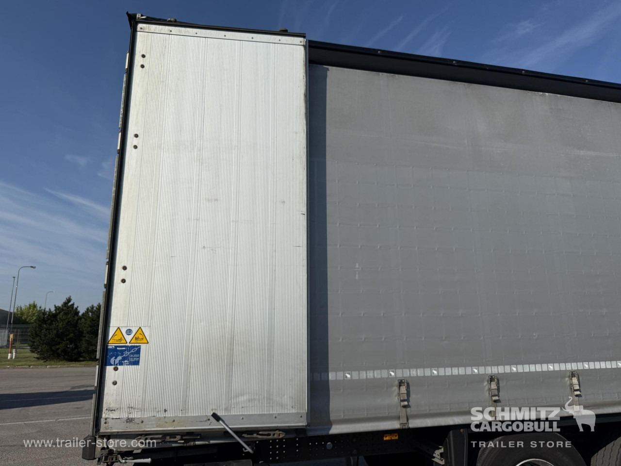 SCHMITZ Curtainsider Standard - Semiremorcă prelată: Foto 3 SCHMITZ Curtainsider Standard - Semiremorcă prelată: Foto 3