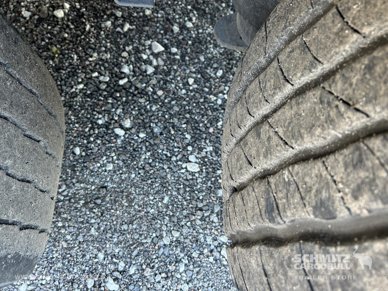 SCHMITZ Curtainsider Standard - Semiremorcă prelată: Foto 3 SCHMITZ Curtainsider Standard - Semiremorcă prelată: Foto 3