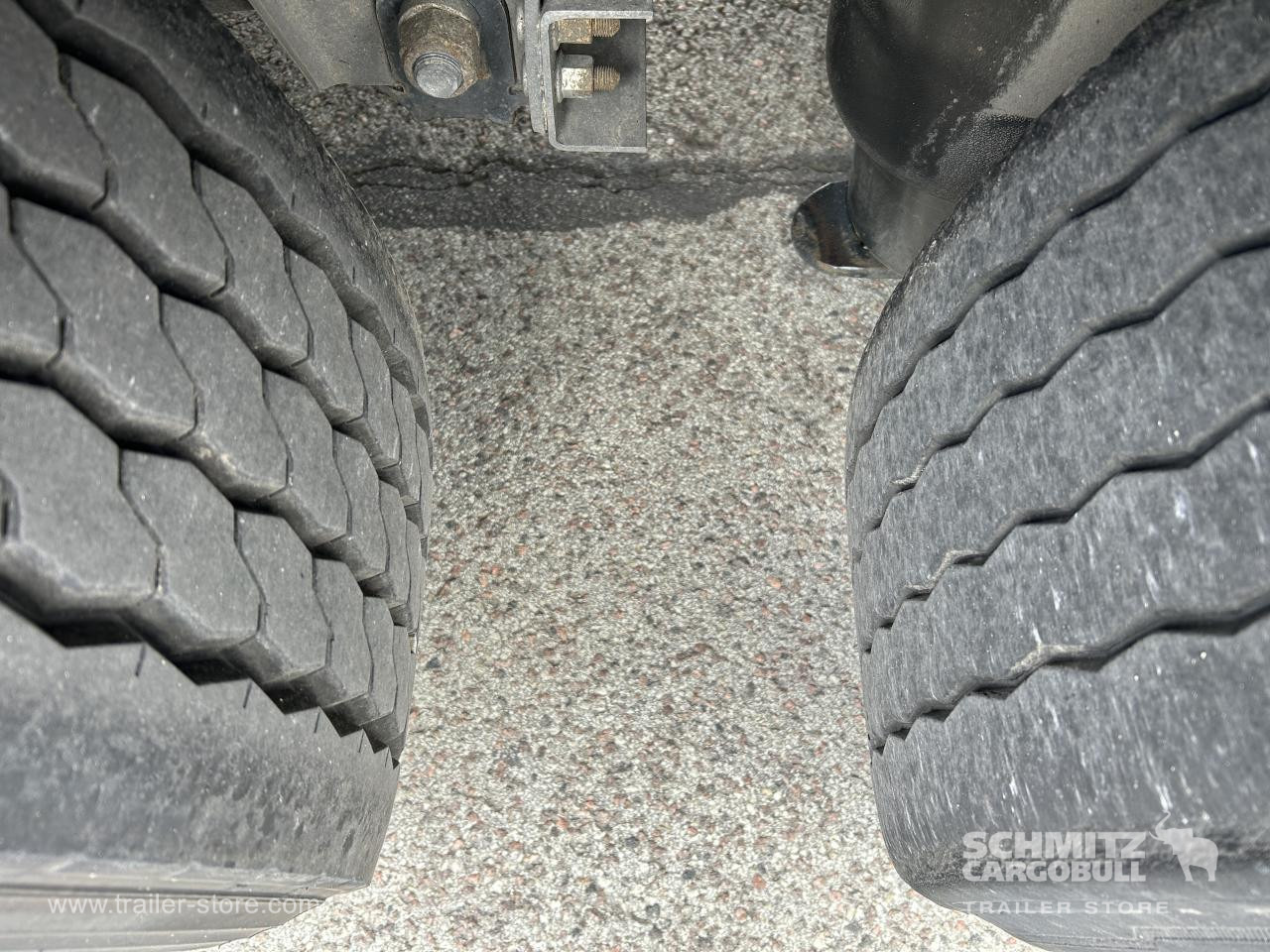 SCHMITZ Curtainsider Standard - Semiremorcă prelată: Foto 3 SCHMITZ Curtainsider Standard - Semiremorcă prelată: Foto 3