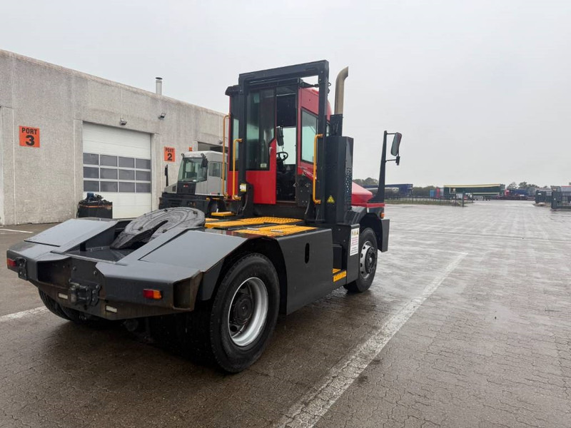 Kalmar Terminal tractor / Terminal-Zugmaschine / - Cap tractor: Foto 3 Kalmar Terminal tractor / Terminal-Zugmaschine / - Cap tractor: Foto 3