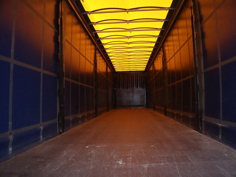 Krone 3 axle curtainside trailer - Semiremorcă prelată: Foto 4 Krone 3 axle curtainside trailer - Semiremorcă prelată: Foto 4