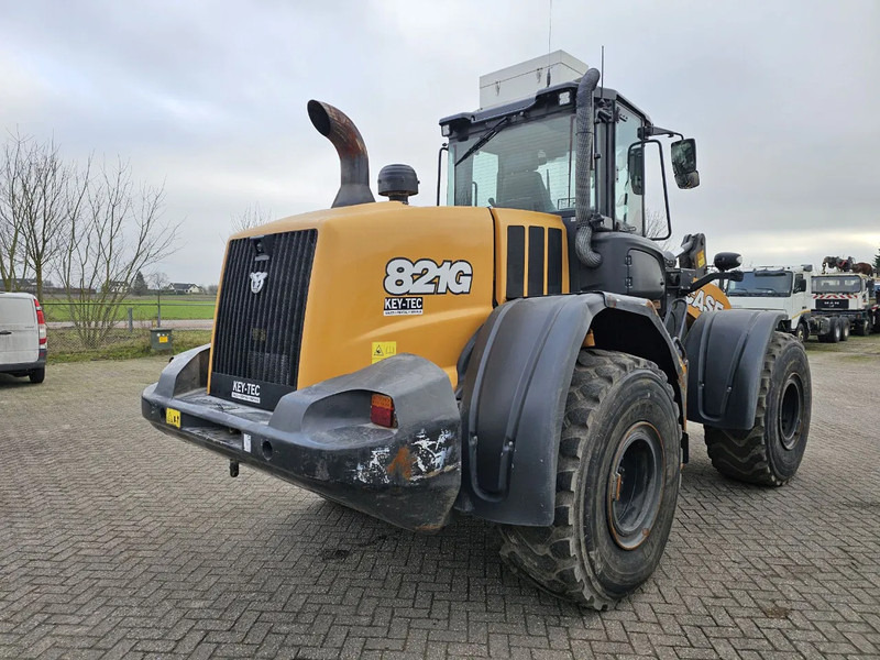 Case 821G - Încărcător frontal pe pneuri: Foto 5 Case 821G - Încărcător frontal pe pneuri: Foto 5