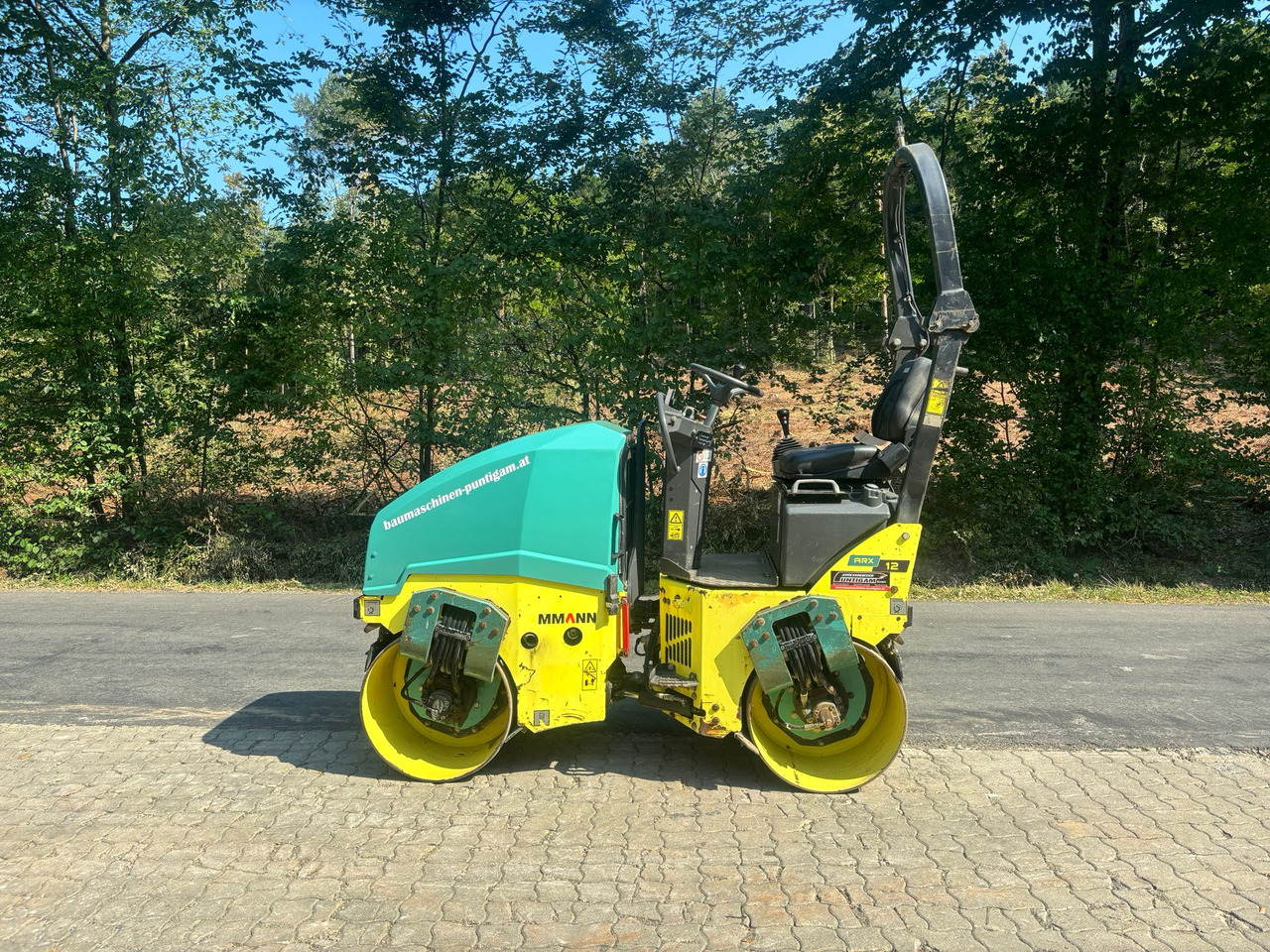 AMMANN ARX 12 - Mini cilindru compactor: Foto 1 AMMANN ARX 12 - Mini cilindru compactor: Foto 1