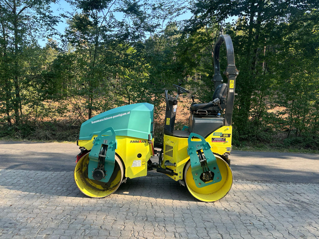 Ammann ARX 26 - Cilindru compactor pentru asfalt: Foto 1 Ammann ARX 26 - Cilindru compactor pentru asfalt: Foto 1