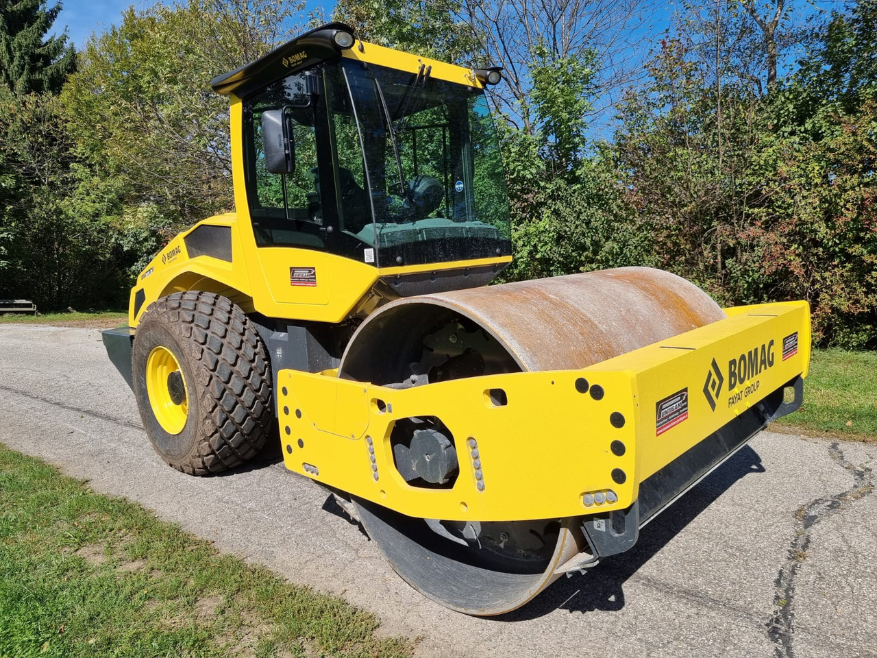 BOMAG BW 213 D-5 PL - Cilindru compactor: Foto 5 BOMAG BW 213 D-5 PL - Cilindru compactor: Foto 5