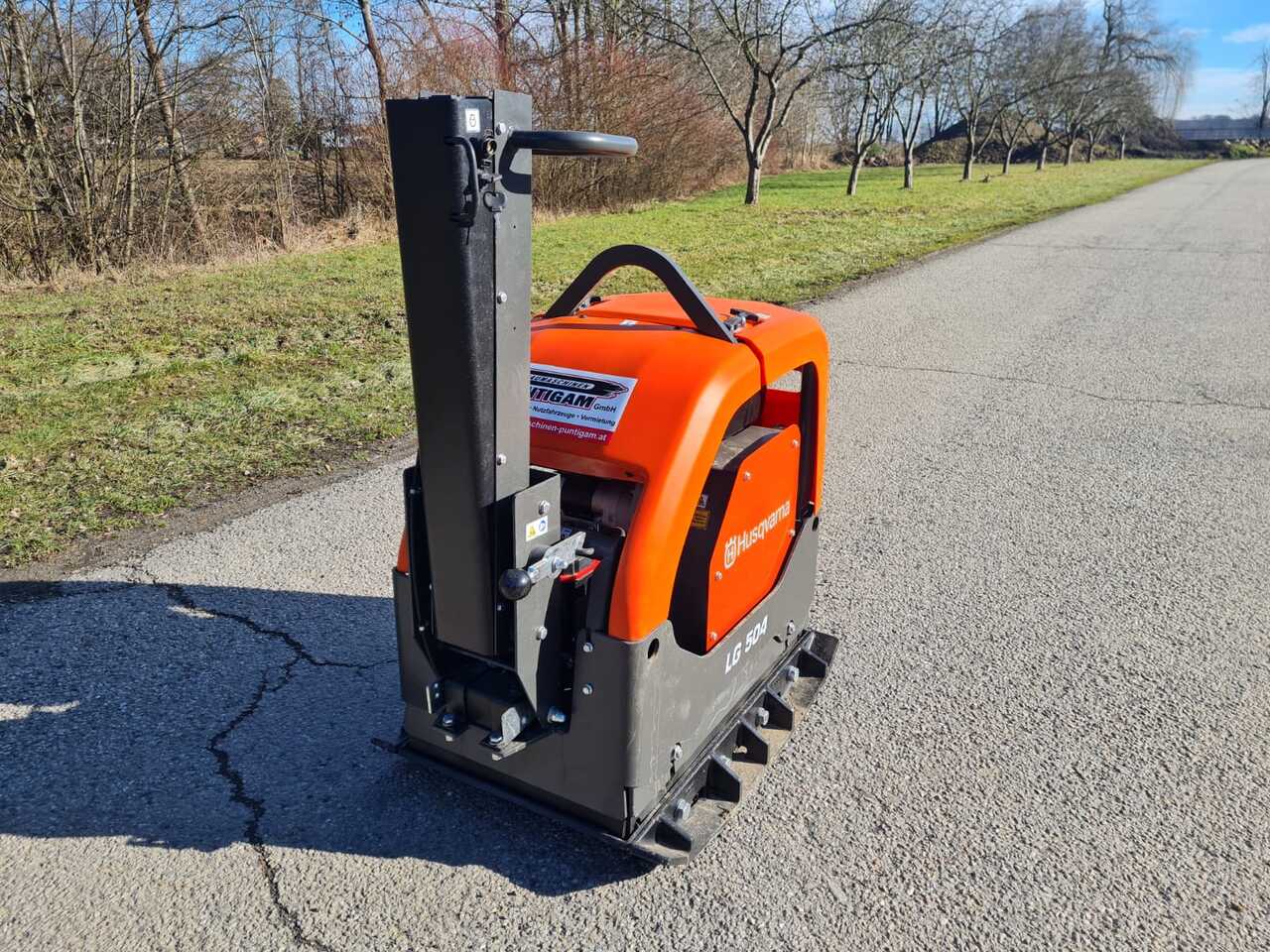 Husqvarna LG 504 - Placă compactoare: Foto 3 Husqvarna LG 504 - Placă compactoare: Foto 3