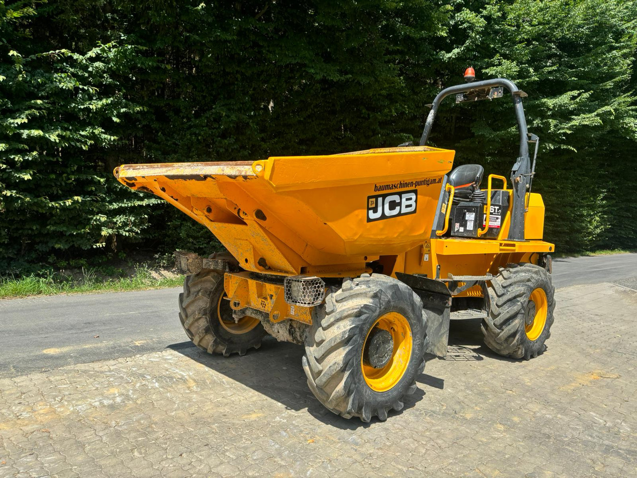 JCB 6 ST - Autobasculantă: Foto 3 JCB 6 ST - Autobasculantă: Foto 3