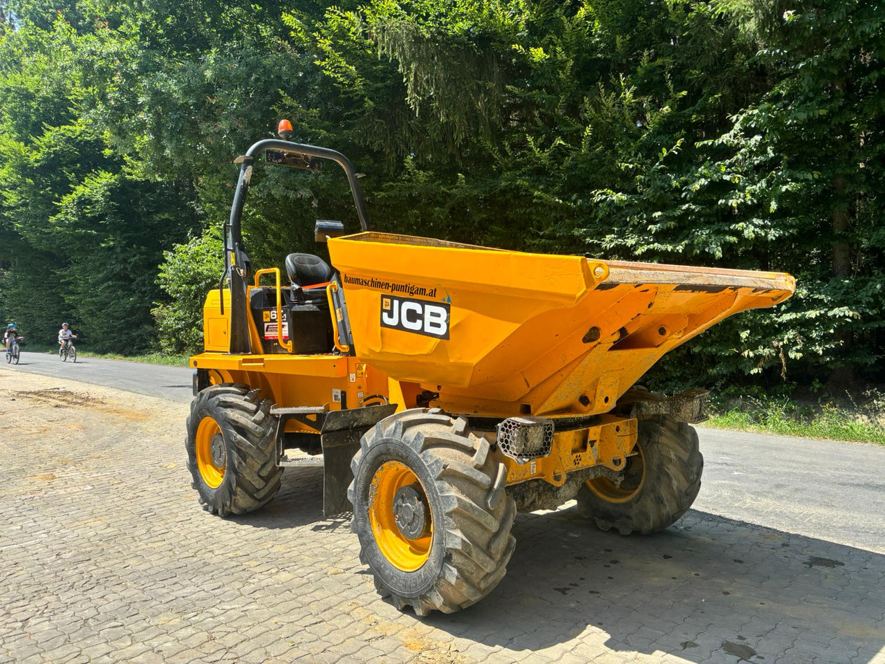 JCB 6 ST - Autobasculantă: Foto 4 JCB 6 ST - Autobasculantă: Foto 4