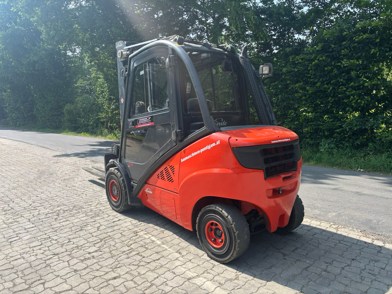 LINDE H 35 D-02 Triplex - Stivuitor diesel: Foto 5 LINDE H 35 D-02 Triplex - Stivuitor diesel: Foto 5