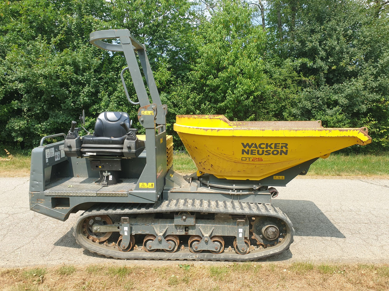 WACKER Neuson DT 25 - Autobasculantă: Foto 2 WACKER Neuson DT 25 - Autobasculantă: Foto 2