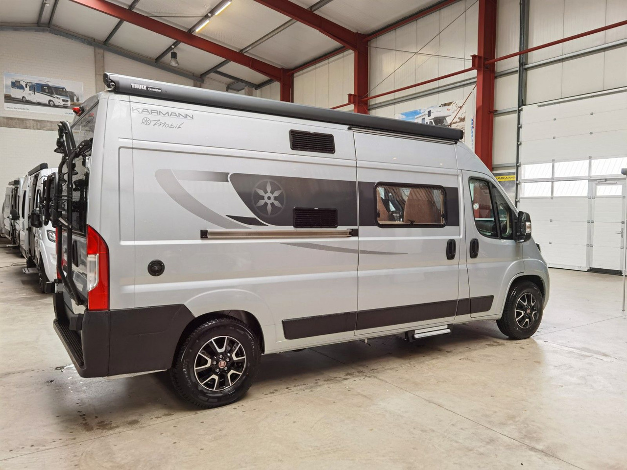 Karmann DAVIS 590 LIFESTYLE / 140PS / SKY-ROOF & ALU - Camper van: Foto 4 Karmann DAVIS 590 LIFESTYLE / 140PS / SKY-ROOF & ALU - Camper van: Foto 4