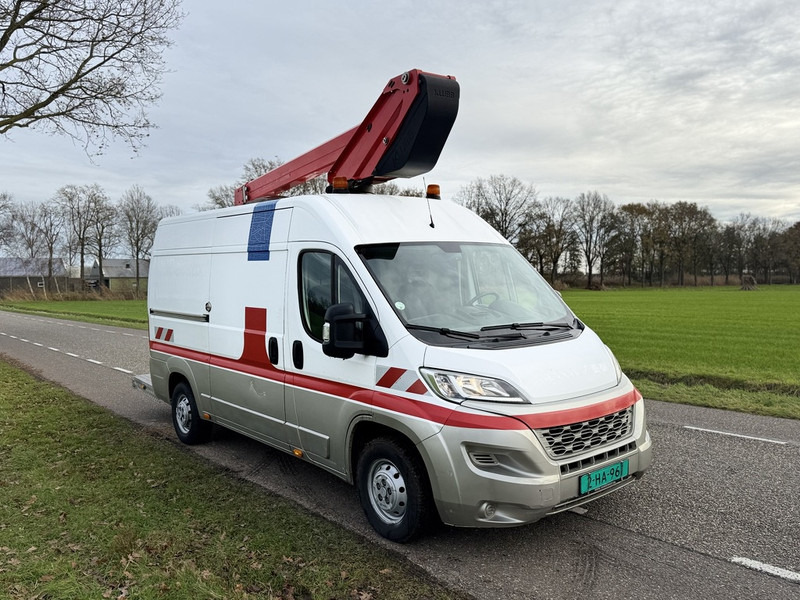 Citroën Jumper 2.2HDI Autohoogwerker Arbeitsbuhne 12.5mtr werkhoogte 2016 - Camion cu nacela: Foto 3 Citroën Jumper 2.2HDI Autohoogwerker Arbeitsbuhne 12.5mtr werkhoogte 2016 - Camion cu nacela: Foto 3