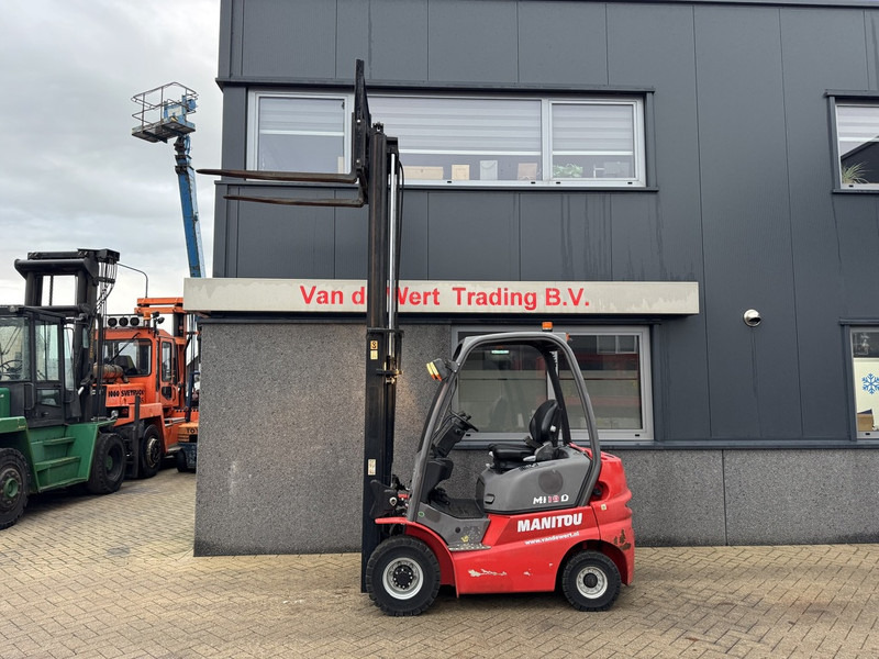 Manitou MI18D Duplo 330 Sideshift Diesel 2016 - Stivuitor diesel: Foto 5 Manitou MI18D Duplo 330 Sideshift Diesel 2016 - Stivuitor diesel: Foto 5