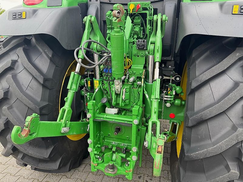 John Deere 6R175 AP 50KM COMMAND-PRO G5-PLUS 2024 790 UUR!!! - Tractor agricol: Foto 4 John Deere 6R175 AP 50KM COMMAND-PRO G5-PLUS 2024 790 UUR!!! - Tractor agricol: Foto 4