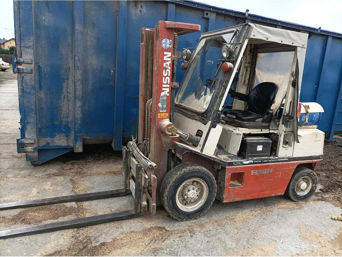1991 NISSAN PH02 A250 FORKLIFT TRUCKS - Motostivuitor: Foto 2 1991 NISSAN PH02 A250 FORKLIFT TRUCKS - Motostivuitor: Foto 2