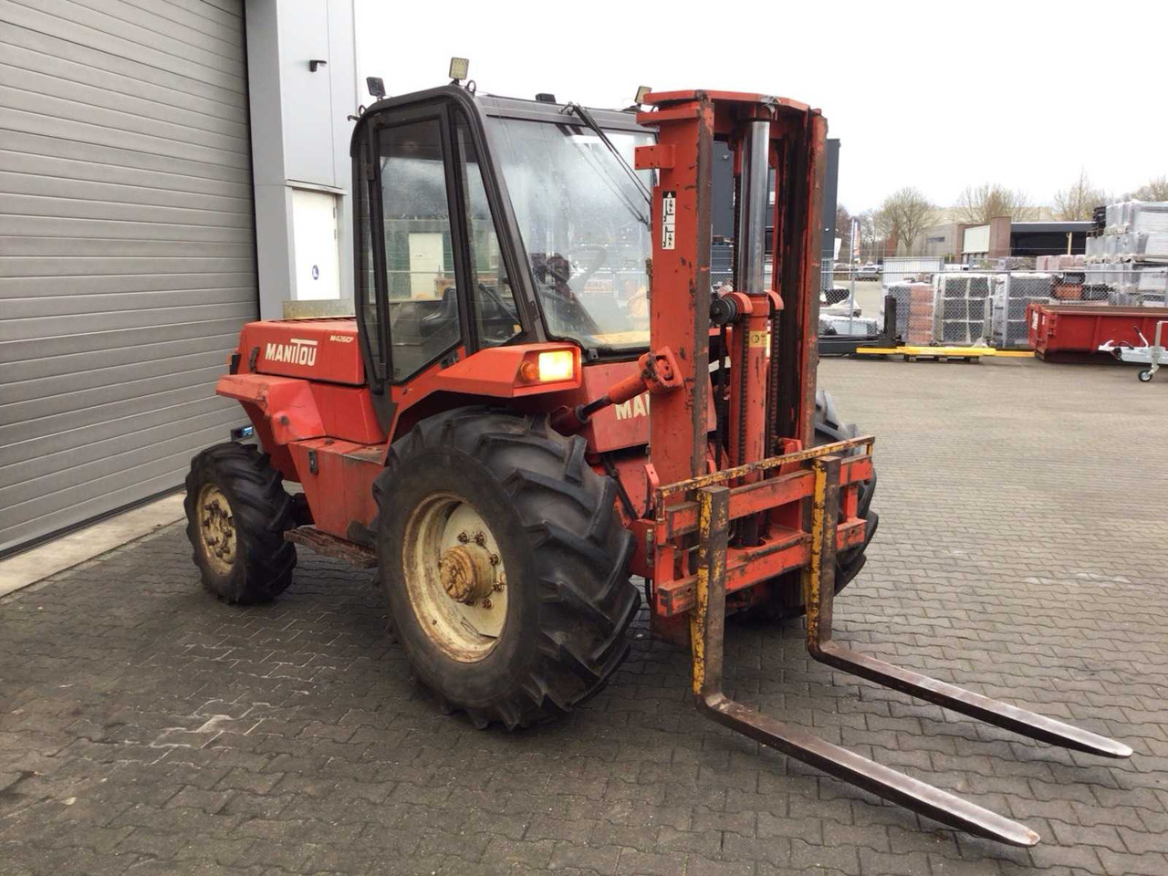 1997 MANITOU M426CP ROUGH TERRAIN FORKLIFT - Motostivuitor: Foto 2 1997 MANITOU M426CP ROUGH TERRAIN FORKLIFT - Motostivuitor: Foto 2