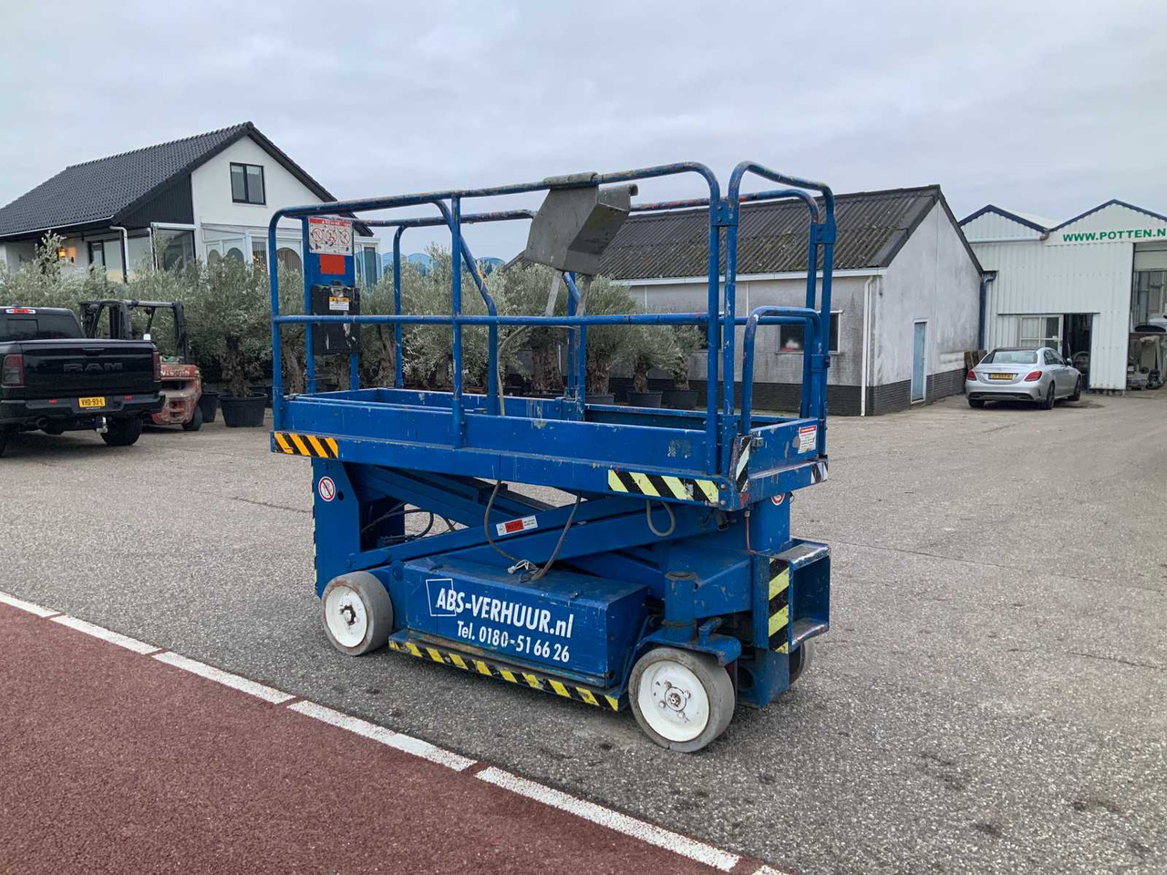 1999 UPRIGHT SL20 AERIAL PLATFORM - Autopropulsată platformă: Foto 5 1999 UPRIGHT SL20 AERIAL PLATFORM - Autopropulsată platformă: Foto 5