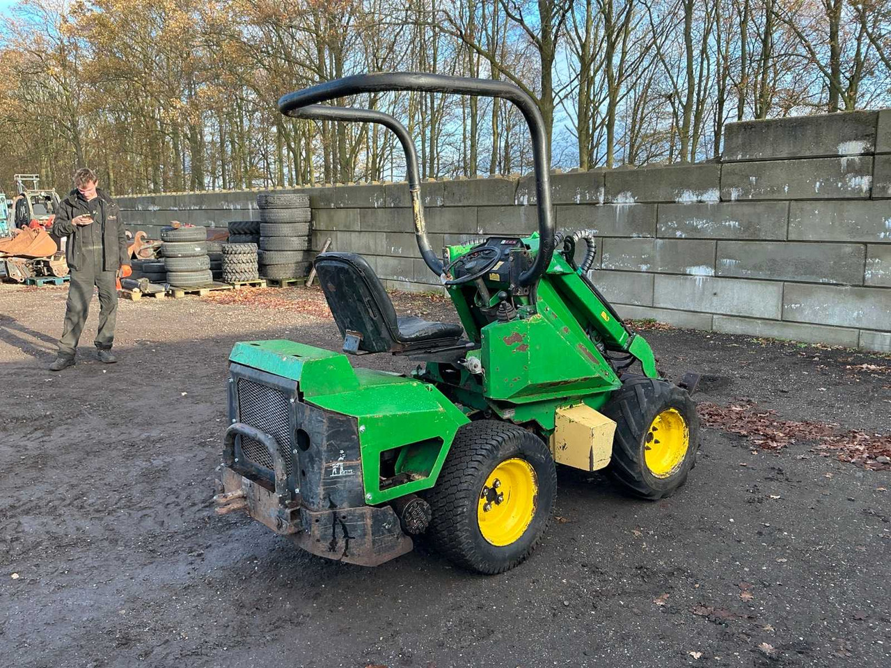 2000 AVANT MULTI SHOVEL - Încărcător frontal pe pneuri: Foto 5 2000 AVANT MULTI SHOVEL - Încărcător frontal pe pneuri: Foto 5