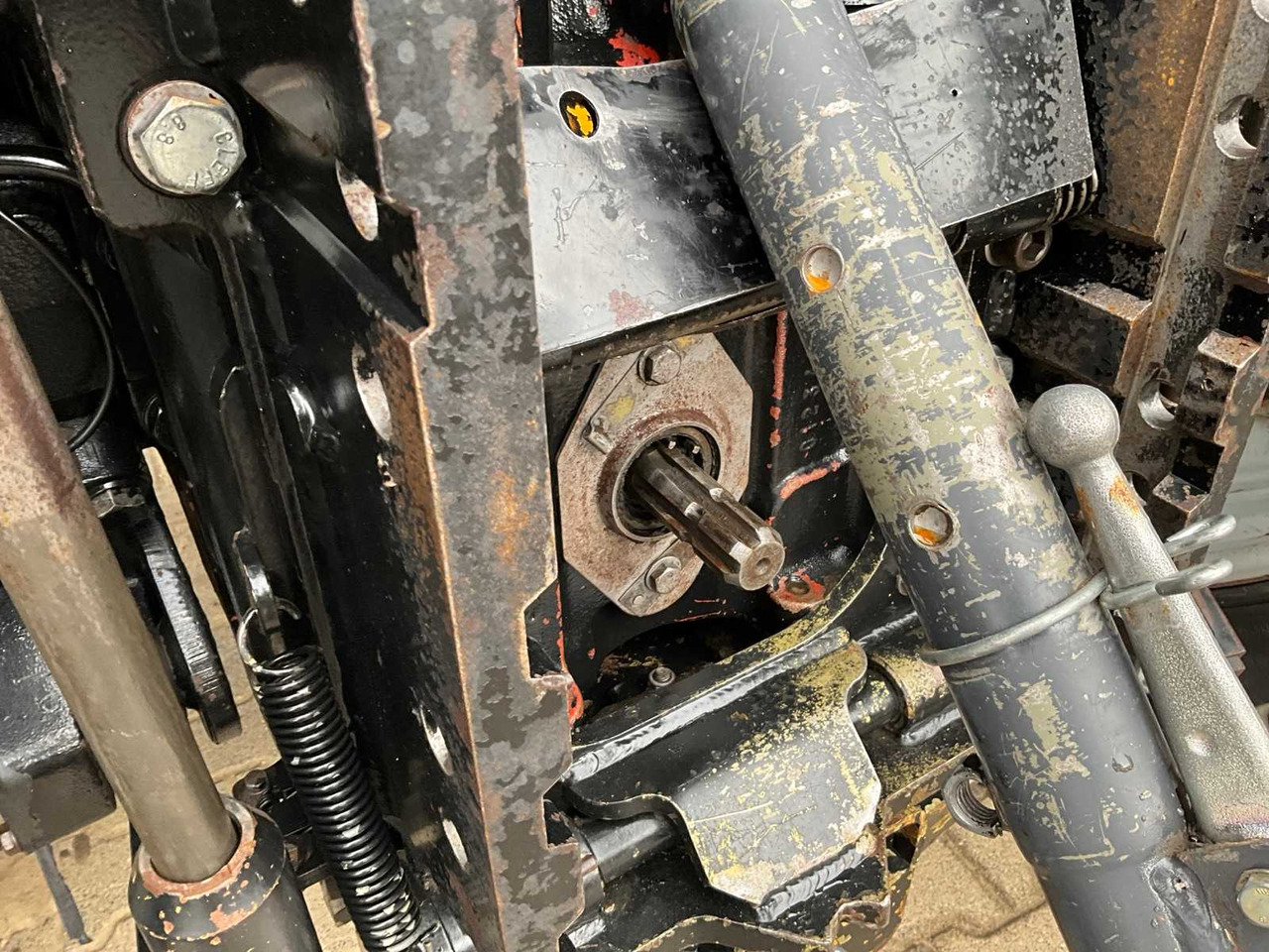 Tractor agricol 2000 CASE IH MX100C ALL-WHEEL DRIVE FARM TRACTOR: Foto 13 Tractor agricol 2000 CASE IH MX100C ALL-WHEEL DRIVE FARM TRACTOR: Foto 13