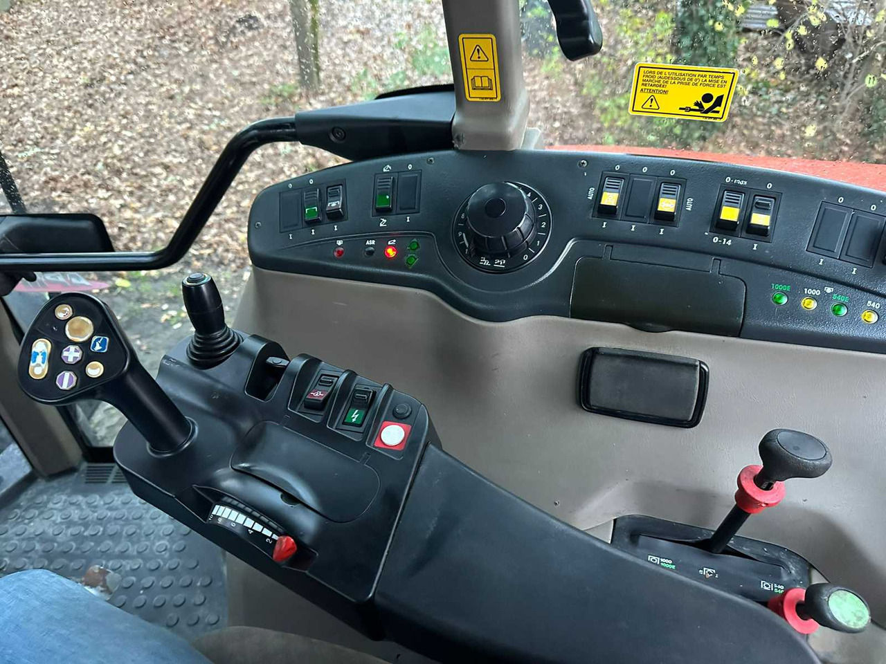 Tractor agricol 2001 CASE CVX 150 ALL-WHEEL DRIVE FARM TRACTOR: Foto 9