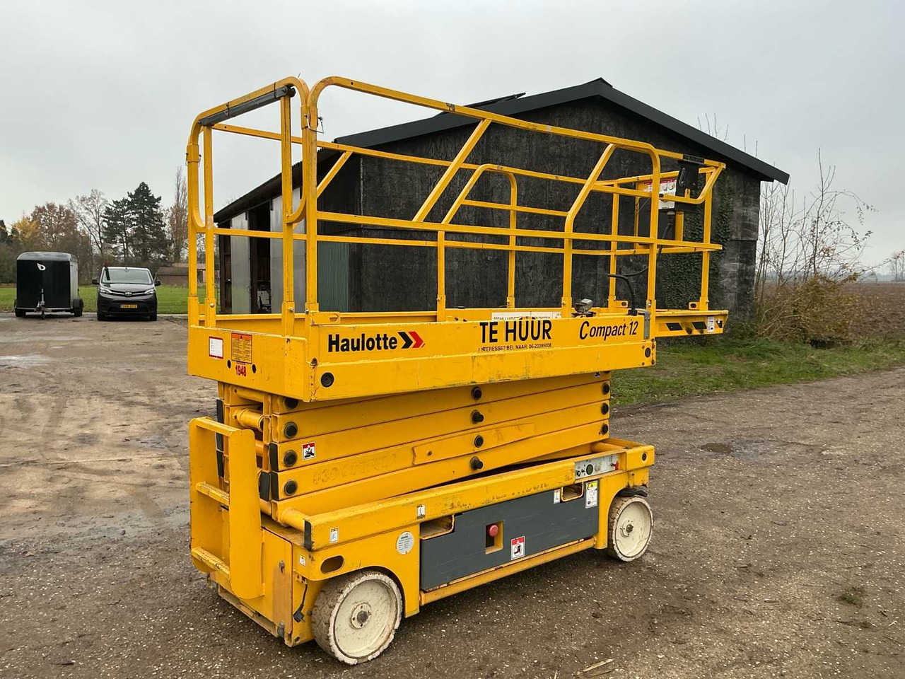 2003 PINGUELY - HAULOTTE COMPACT 12 AERIAL PLATFORM - Autopropulsată platformă: Foto 1 2003 PINGUELY - HAULOTTE COMPACT 12 AERIAL PLATFORM - Autopropulsată platformă: Foto 1