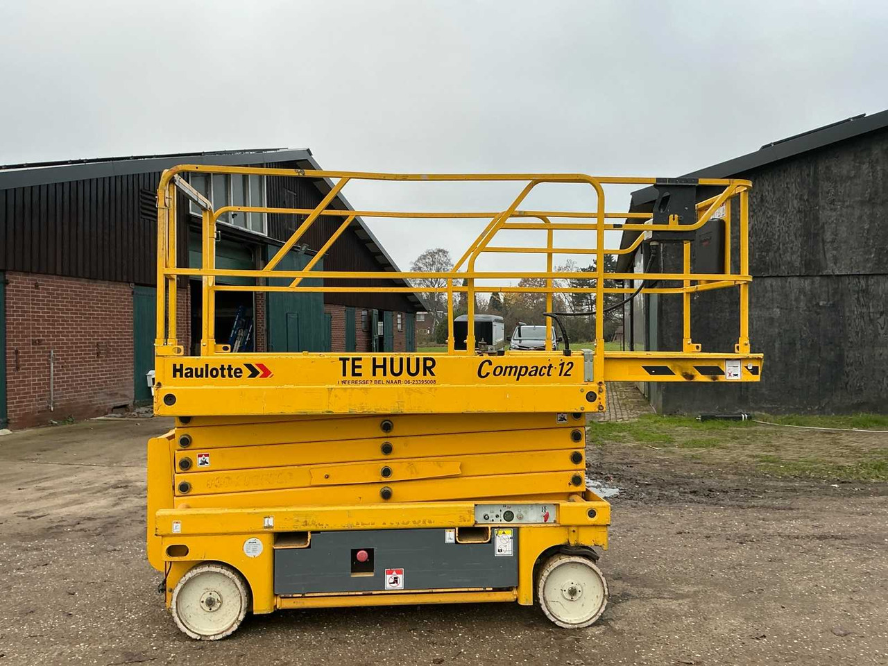2003 PINGUELY - HAULOTTE COMPACT 12 AERIAL PLATFORM - Autopropulsată platformă: Foto 2 2003 PINGUELY - HAULOTTE COMPACT 12 AERIAL PLATFORM - Autopropulsată platformă: Foto 2