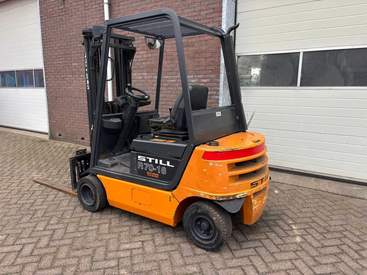 2003 STILL R70-18 FORKLIFT - Motostivuitor: Foto 4 2003 STILL R70-18 FORKLIFT - Motostivuitor: Foto 4