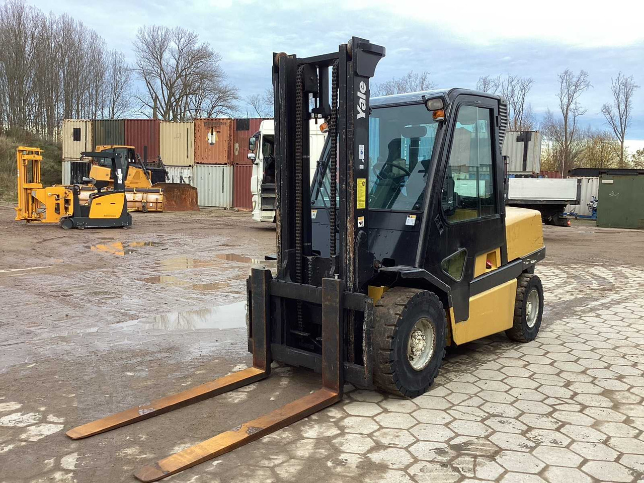 2003 YALE GDP 55MJ FORKLIFT TRUCK - Motostivuitor: Foto 1 2003 YALE GDP 55MJ FORKLIFT TRUCK - Motostivuitor: Foto 1