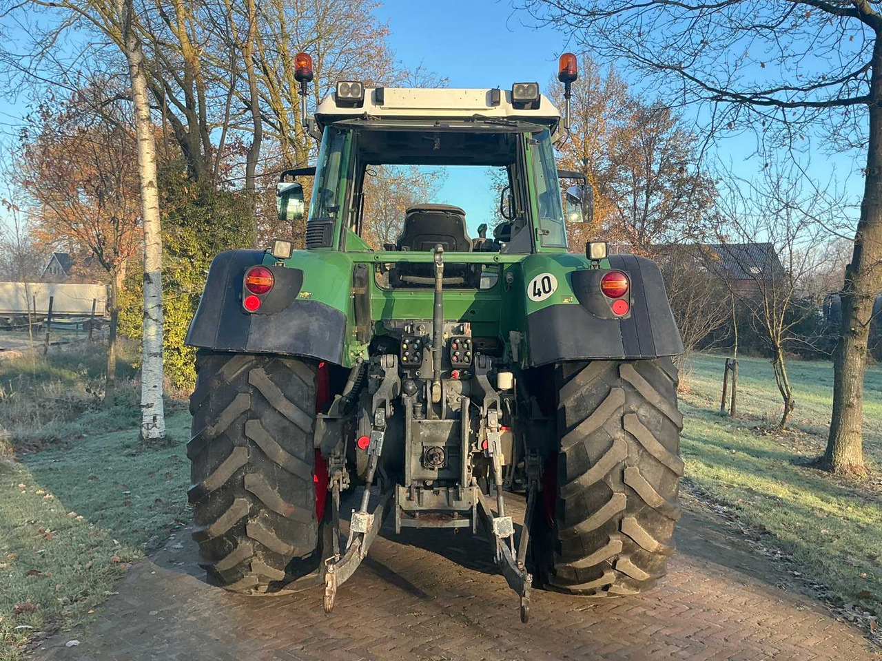 2004 FENDT 818 VARIO TMS ALL-WHEEL DRIVE FARM TRACTOR - Tractor agricol: Foto 5 2004 FENDT 818 VARIO TMS ALL-WHEEL DRIVE FARM TRACTOR - Tractor agricol: Foto 5