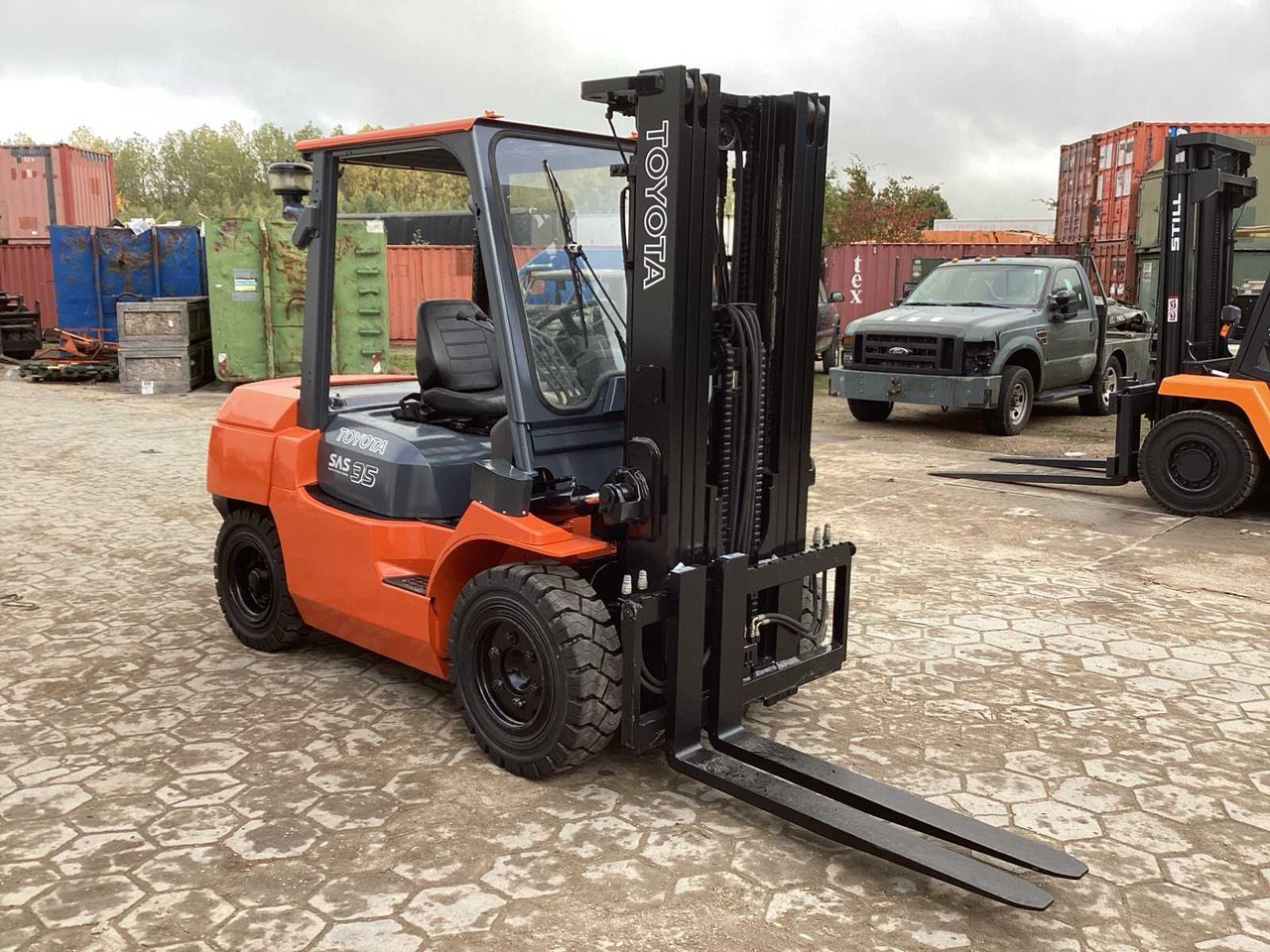 2004 TOYOTA 7FD35 FORKLIFT - Motostivuitor: Foto 2 2004 TOYOTA 7FD35 FORKLIFT - Motostivuitor: Foto 2