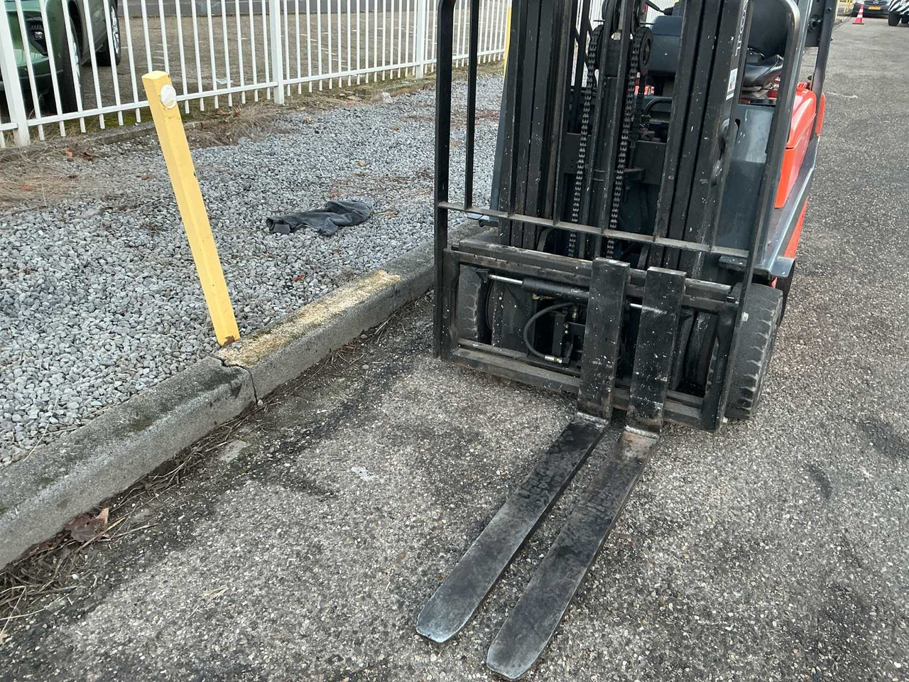 2004 TOYOTA FBESF15 FORKLIFT - Motostivuitor: Foto 2 2004 TOYOTA FBESF15 FORKLIFT - Motostivuitor: Foto 2