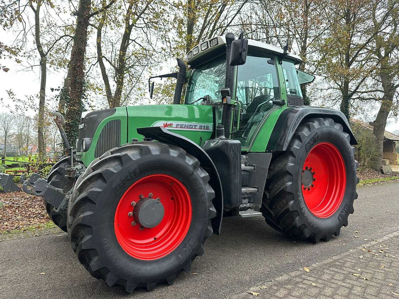 2006 FENDT 818 VARIO TMS ALL-WHEEL DRIVE FARM TRACTOR - Tractor agricol: Foto 3 2006 FENDT 818 VARIO TMS ALL-WHEEL DRIVE FARM TRACTOR - Tractor agricol: Foto 3