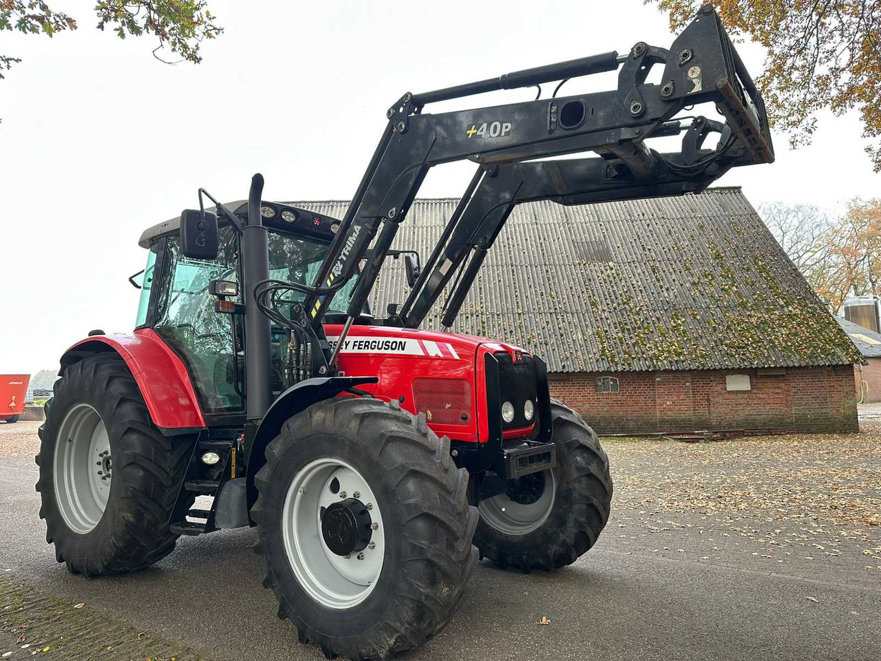 2006 MASSEY FERGUSON 6480 DYNA 6 FOUR WHEEL DRIVE FARM TRACTOR - Tractor agricol: Foto 2 2006 MASSEY FERGUSON 6480 DYNA 6 FOUR WHEEL DRIVE FARM TRACTOR - Tractor agricol: Foto 2