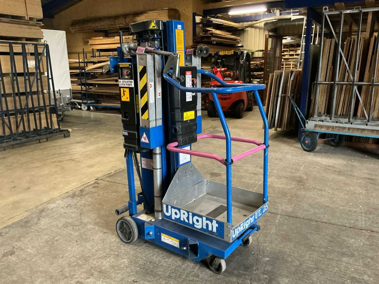 2007 UPRIGHT LL25 A-C AERIAL WORK PLATFORM - Autopropulsată platformă: Foto 5 2007 UPRIGHT LL25 A-C AERIAL WORK PLATFORM - Autopropulsată platformă: Foto 5