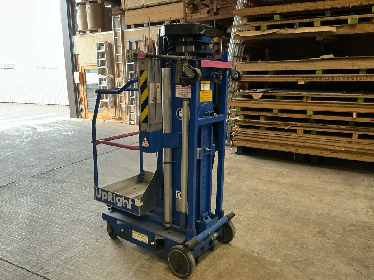 2007 UPRIGHT LL25 A-C AERIAL WORK PLATFORM - Autopropulsată platformă: Foto 3 2007 UPRIGHT LL25 A-C AERIAL WORK PLATFORM - Autopropulsată platformă: Foto 3