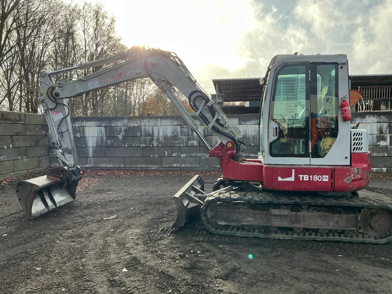 2008 TAKEUCHI TB 180FR MIDI EXCAVATOR - Excavator: Foto 2 2008 TAKEUCHI TB 180FR MIDI EXCAVATOR - Excavator: Foto 2