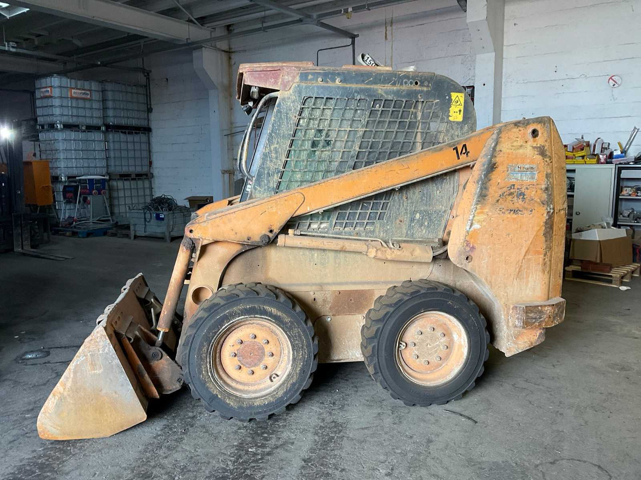 2010 CASE 410 SKID STEER LOADER - Mini încărcător pe şenile: Foto 2 2010 CASE 410 SKID STEER LOADER - Mini încărcător pe şenile: Foto 2