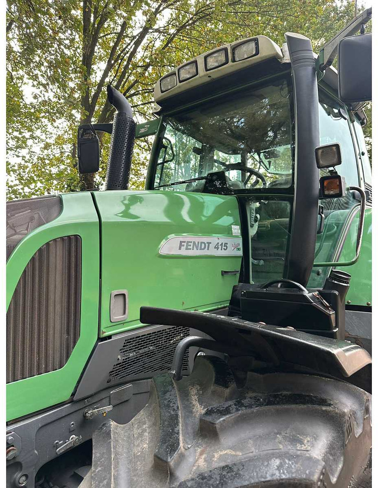 2010 FENDT 415 VARIO TMS ALL-WHEEL DRIVE AGRICULTURAL TRACTOR - Tractor agricol: Foto 4 2010 FENDT 415 VARIO TMS ALL-WHEEL DRIVE AGRICULTURAL TRACTOR - Tractor agricol: Foto 4
