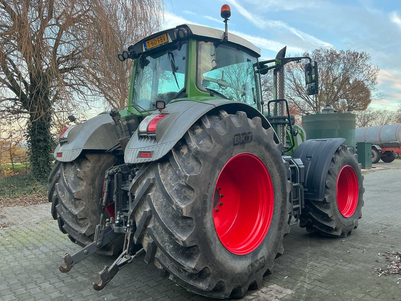 2010 FENDT 930 VARIO ALL-WHEEL DRIVE FARM TRACTOR - Tractor agricol: Foto 5 2010 FENDT 930 VARIO ALL-WHEEL DRIVE FARM TRACTOR - Tractor agricol: Foto 5