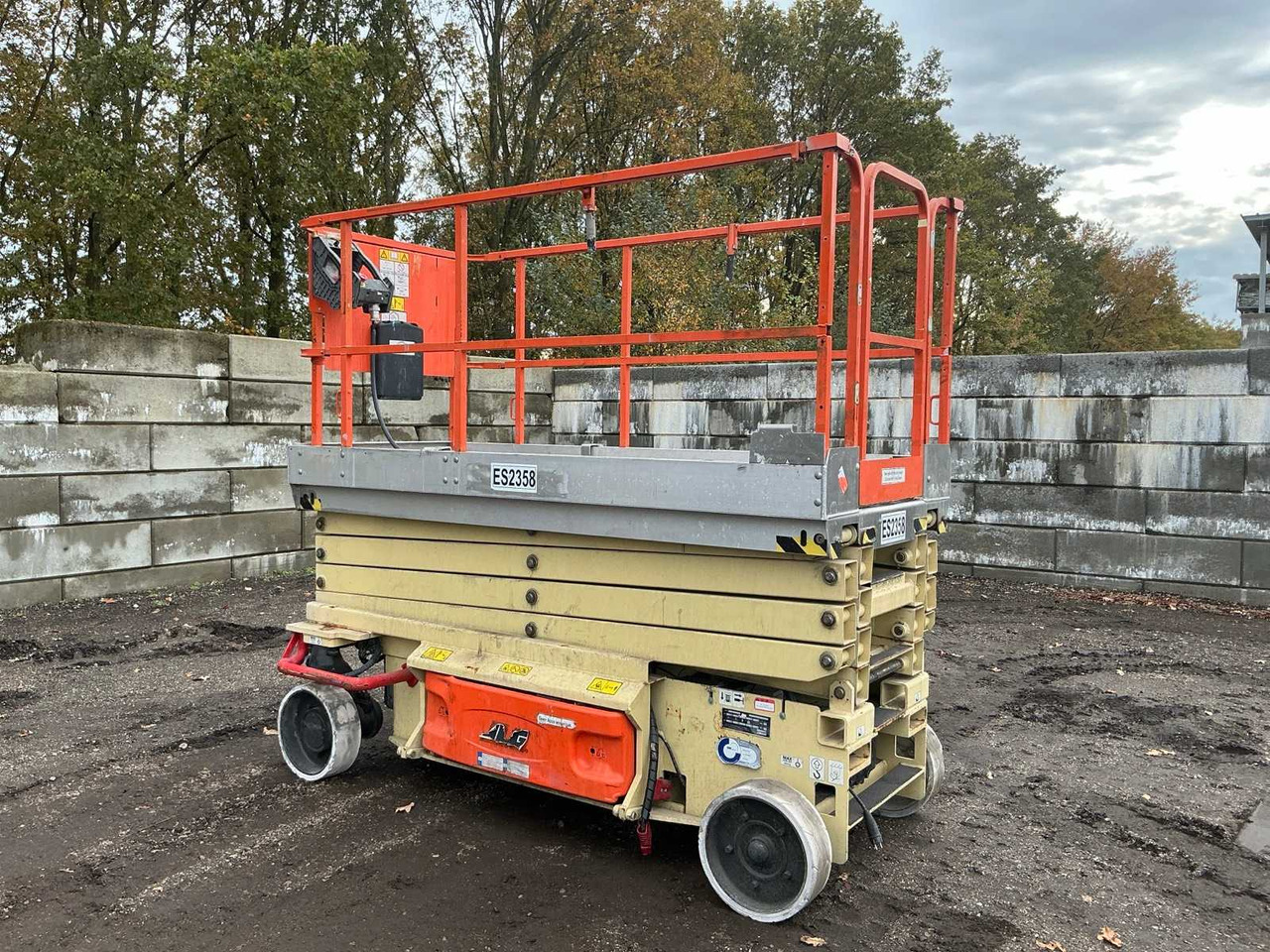 2010 JLG 2646 ES AERIAL WORK PLATFORM DEFECTIVE - Autopropulsată platformă: Foto 3 2010 JLG 2646 ES AERIAL WORK PLATFORM DEFECTIVE - Autopropulsată platformă: Foto 3