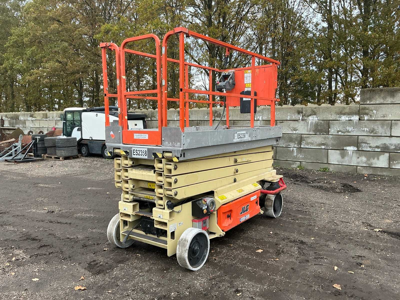 2010 JLG 2646 ES AERIAL WORK PLATFORM DEFECTIVE - Autopropulsată platformă: Foto 5 2010 JLG 2646 ES AERIAL WORK PLATFORM DEFECTIVE - Autopropulsată platformă: Foto 5