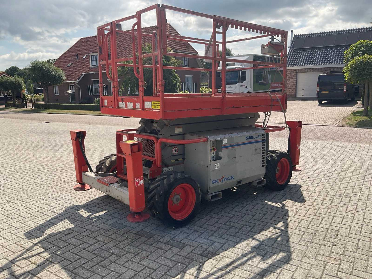 2010 SKY JACK SJ 6832 RT AERIAL PLATFORM - Autopropulsată platformă: Foto 5 2010 SKY JACK SJ 6832 RT AERIAL PLATFORM - Autopropulsată platformă: Foto 5