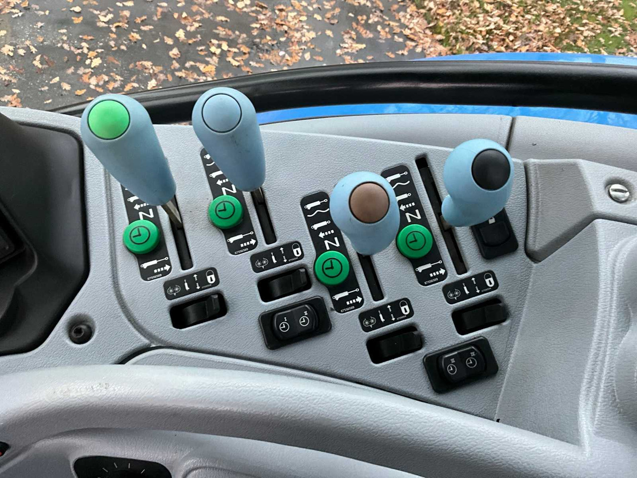 Tractor agricol 2011 NEW HOLLAND T6020 ELITE FOUR WHEEL DRIVE FARM TRACTOR: Foto 18