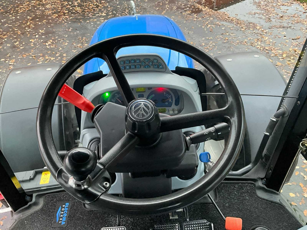 Tractor agricol 2011 NEW HOLLAND T6020 ELITE FOUR WHEEL DRIVE FARM TRACTOR: Foto 20