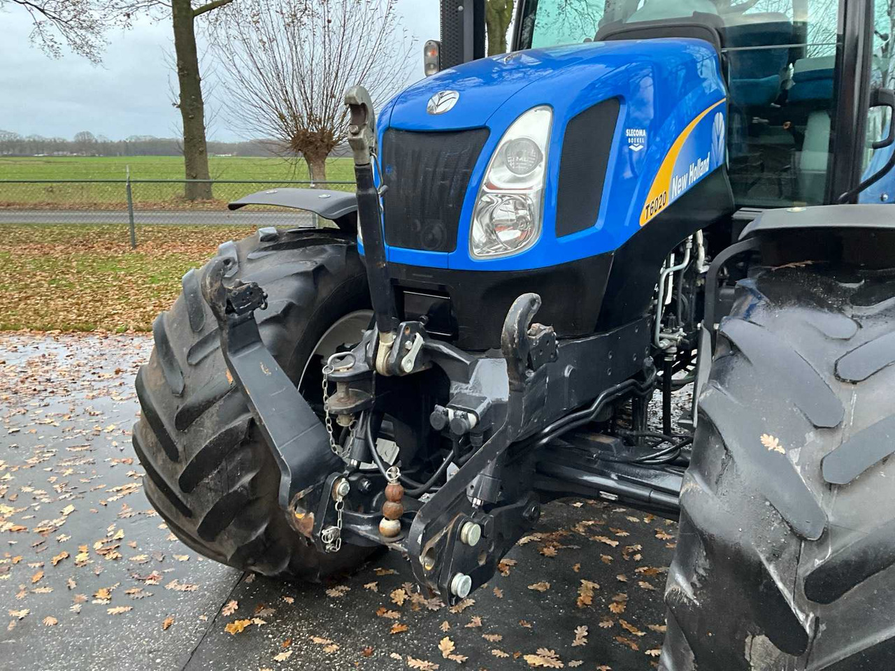 Tractor agricol 2011 NEW HOLLAND T6020 ELITE FOUR WHEEL DRIVE FARM TRACTOR: Foto 9