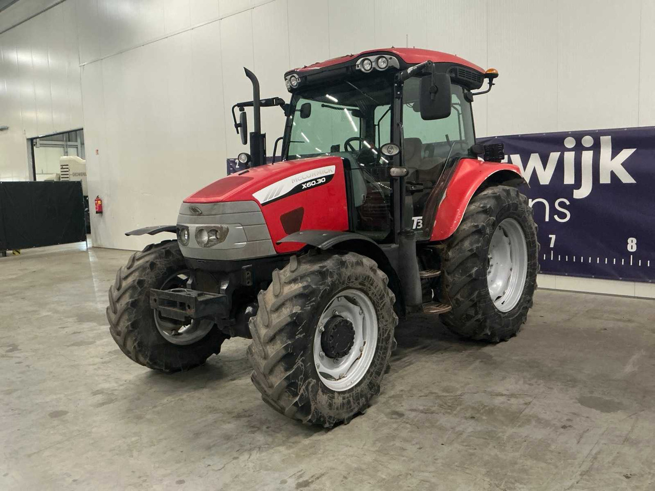 2013 MC CORMICK X60.30 FOUR WHEEL DRIVE FARM TRACTOR - Tractor agricol: Foto 1 2013 MC CORMICK X60.30 FOUR WHEEL DRIVE FARM TRACTOR - Tractor agricol: Foto 1